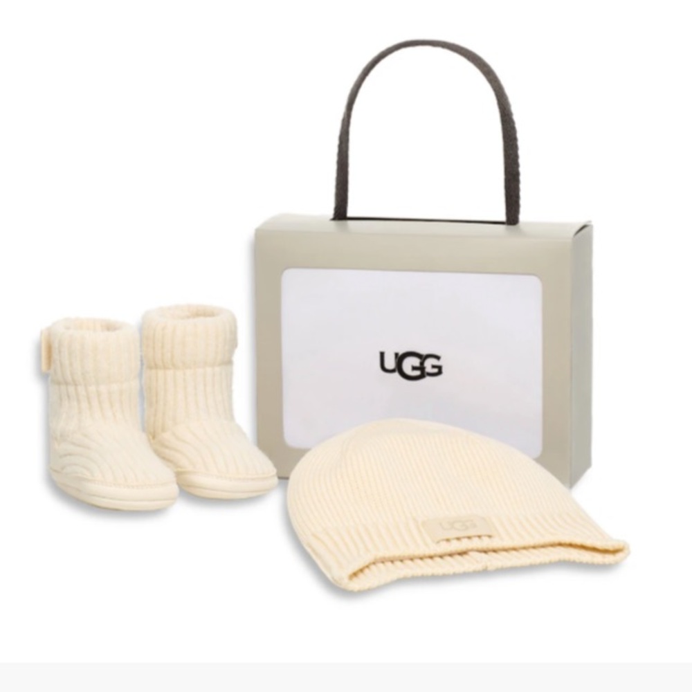 NWT UGG Ivory Baby Booties and Beanie Set (Crib and First Walker)